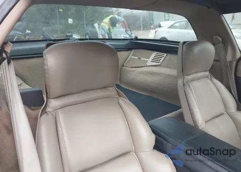 1992 Chevrolet Corvette из США, поврежденный, VIN 1G1YY23P4N5104512